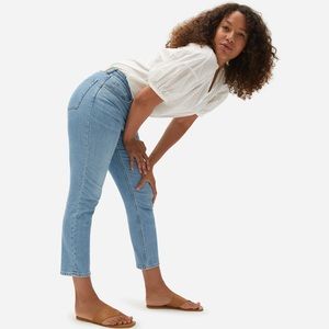 Curvy cheeky straight jean size 27 sky blue wash